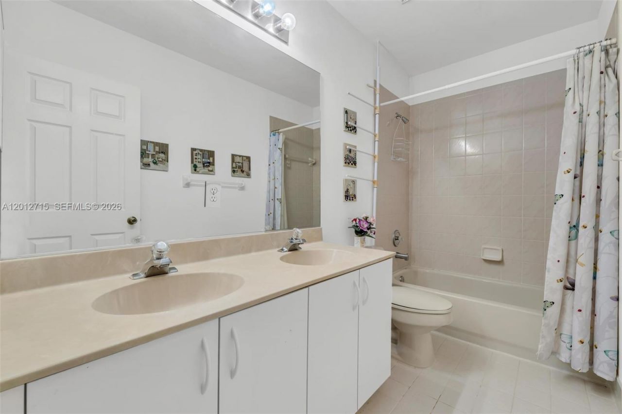 18081 SW 33rd St, Miramar, FL 33029 Photo