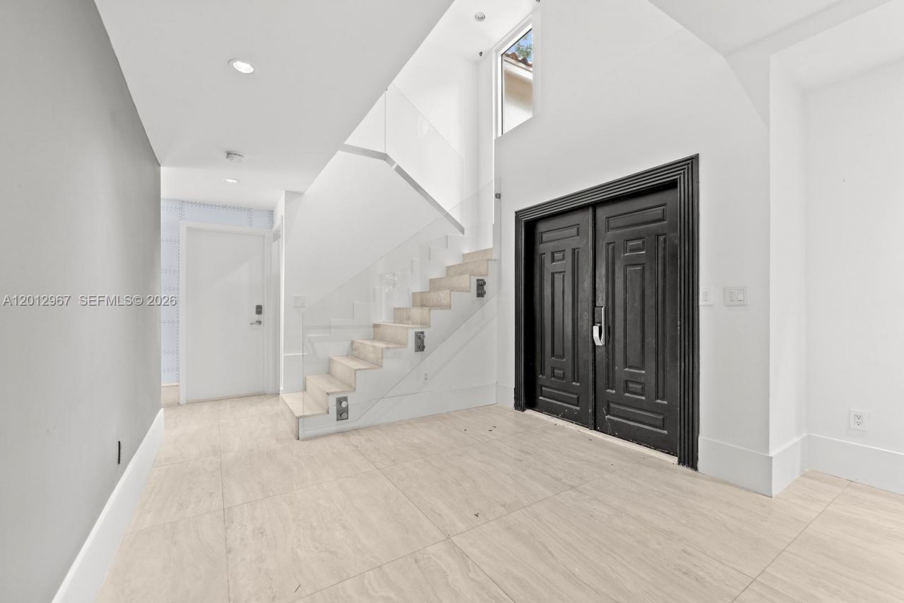 1830 Chucunantah Rd , Unit ., Miami, FL 33133 Photo