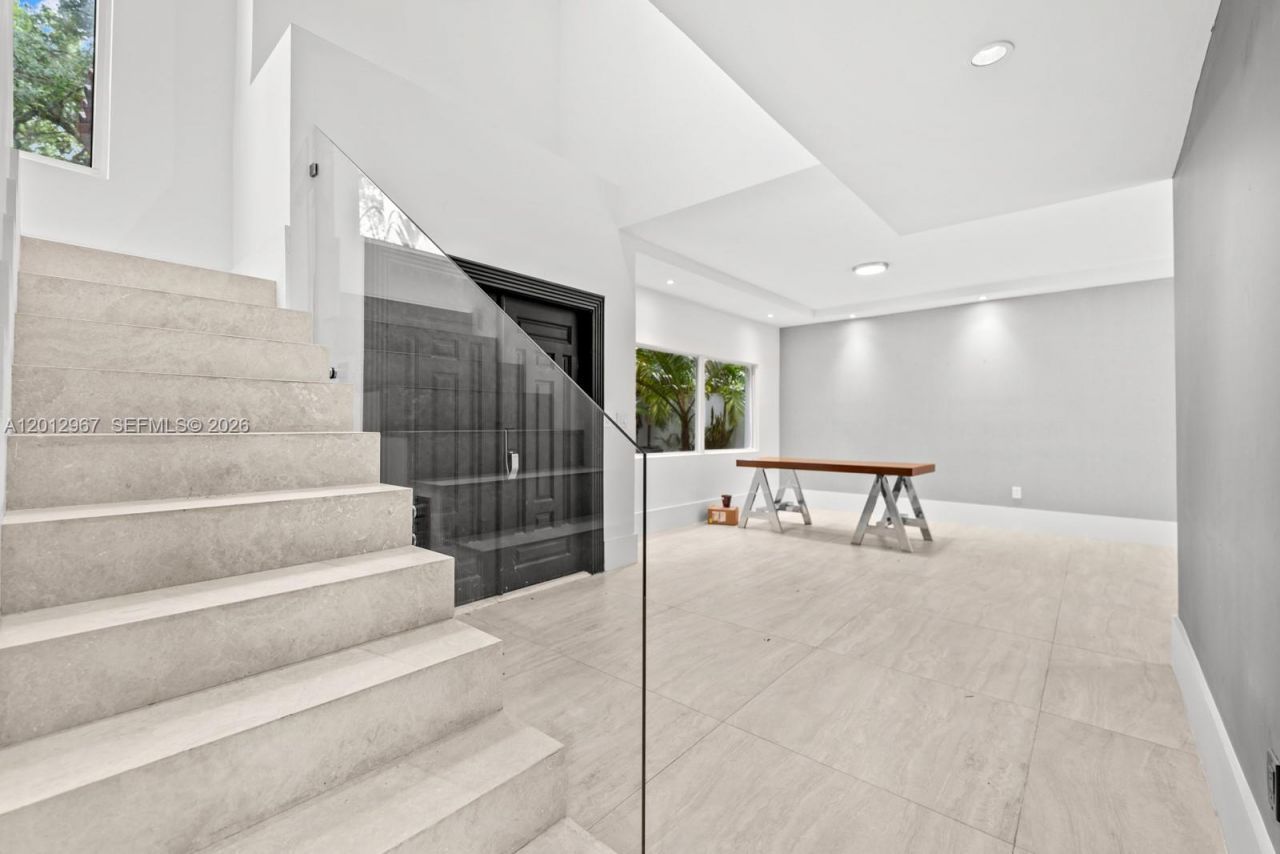 1830 Chucunantah Rd , Unit ., Miami, FL 33133 Photo