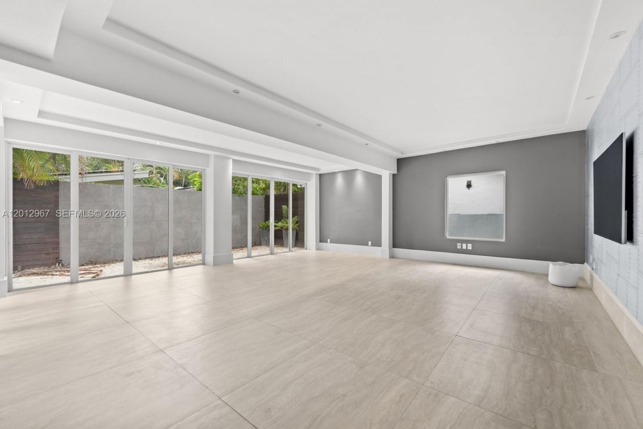 1830 Chucunantah Rd , Unit ., Miami, FL 33133 Photo