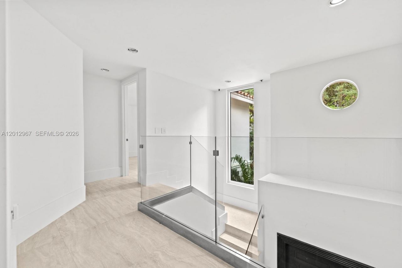 1830 Chucunantah Rd , Unit ., Miami, FL 33133 Photo