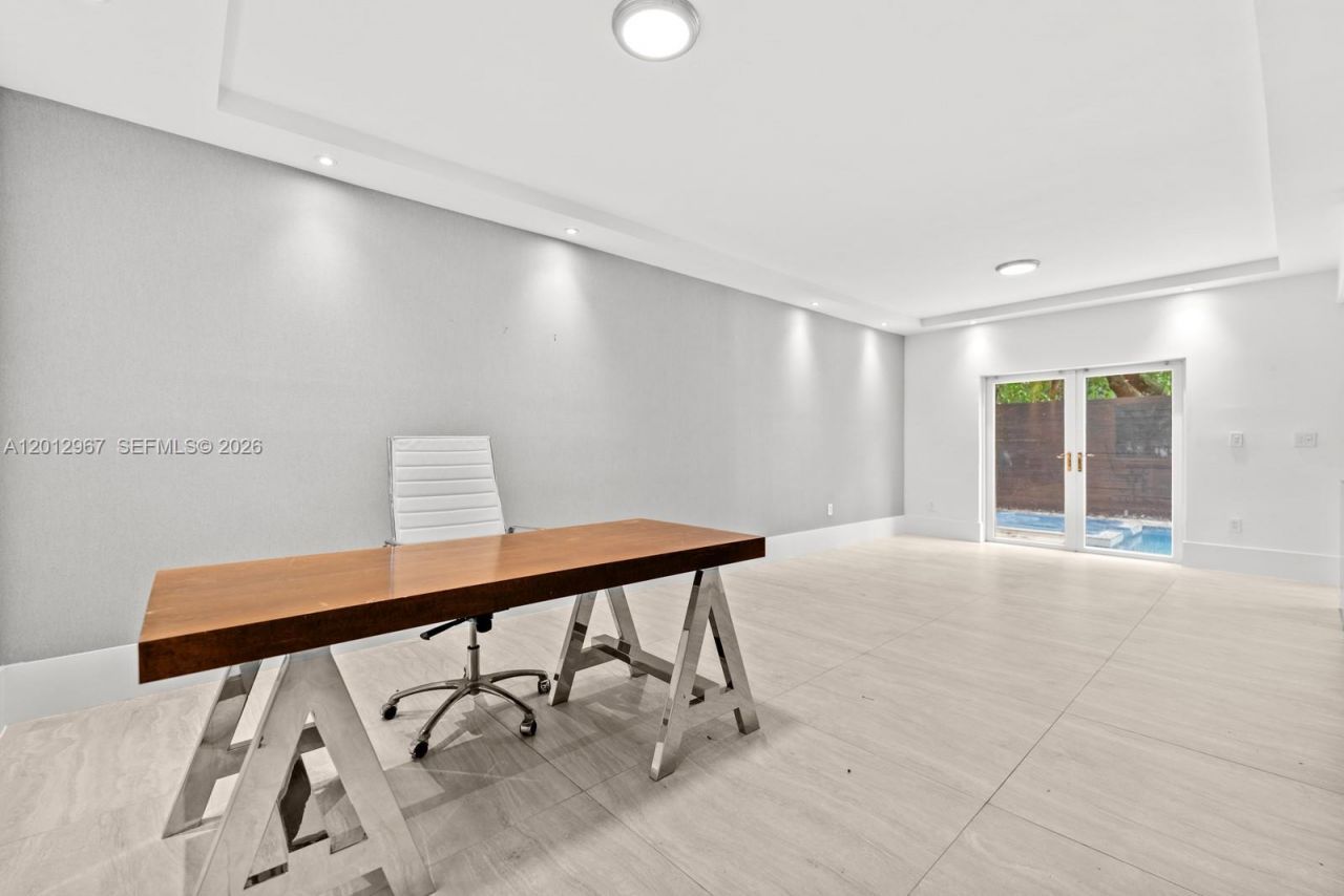 1830 Chucunantah Rd , Unit ., Miami, FL 33133 Photo