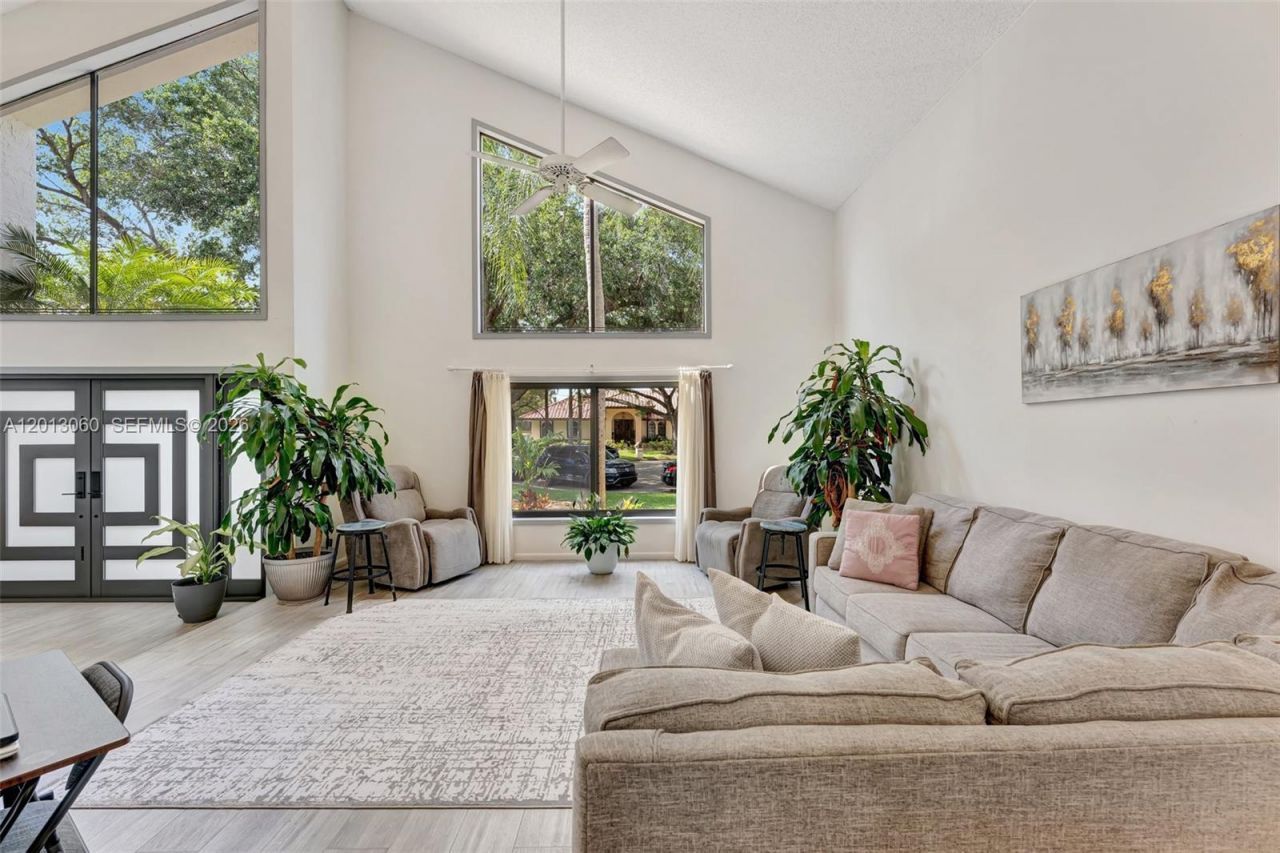 10325 NW 6th St, Coral Springs, FL 33071 Photo
