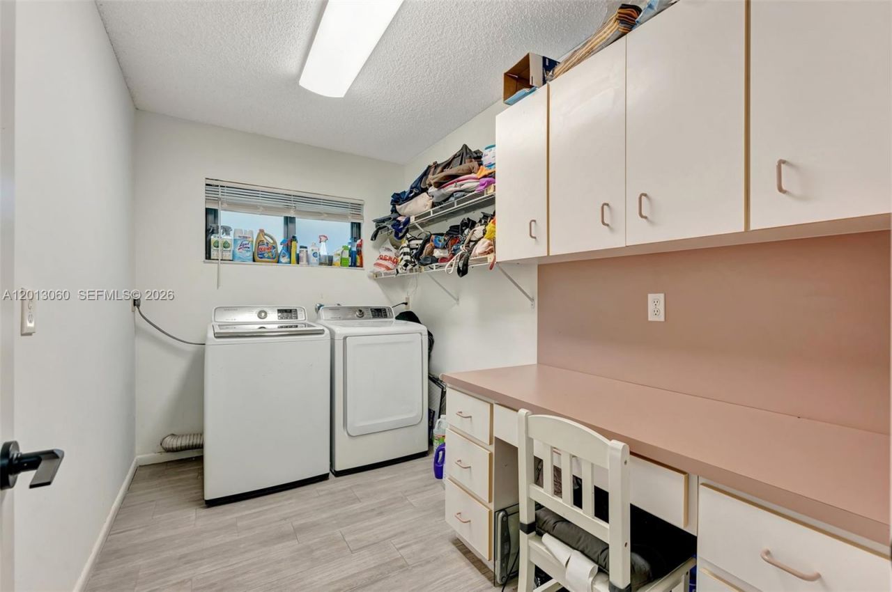10325 NW 6th St, Coral Springs, FL 33071 Photo