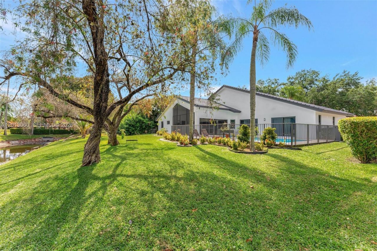 10325 NW 6th St, Coral Springs, FL 33071 Photo