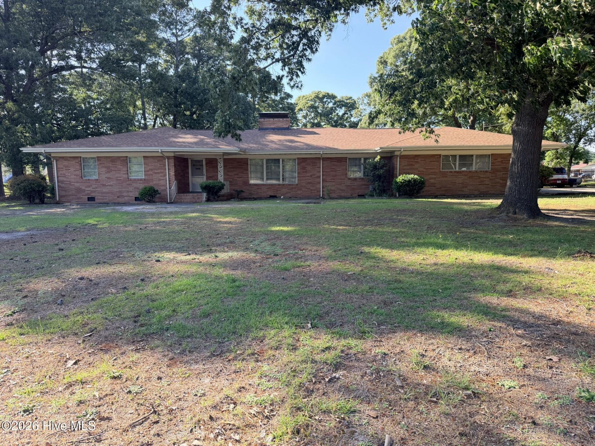 1613 N Berkeley Boulevard, Goldsboro, NC 27534 Main Photo