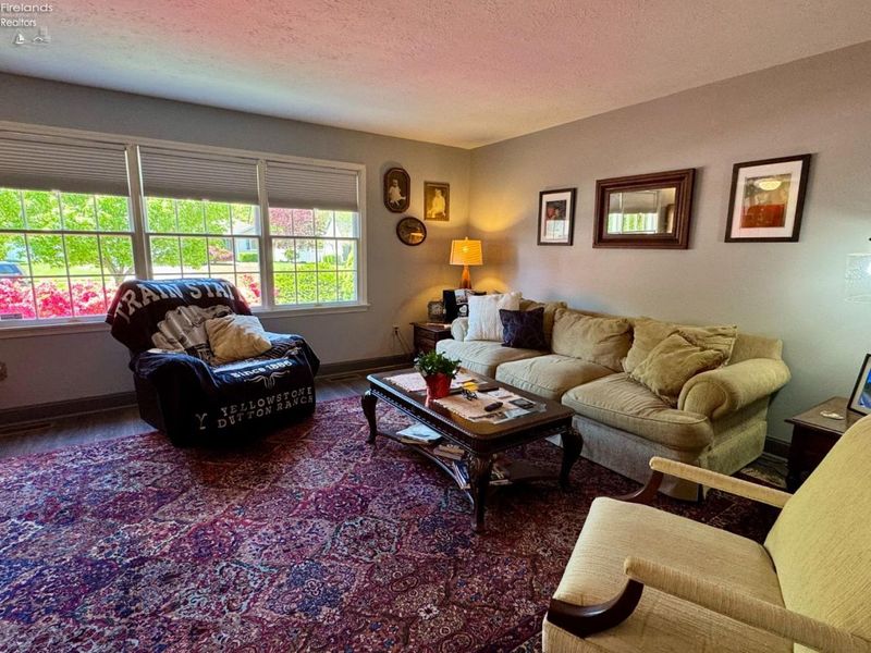 743 Dogwood Lane, Vermilion, OH 44089 Photo 7