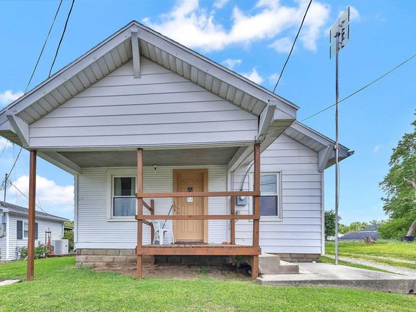 104 S Division Street, Francisco, IN 47649