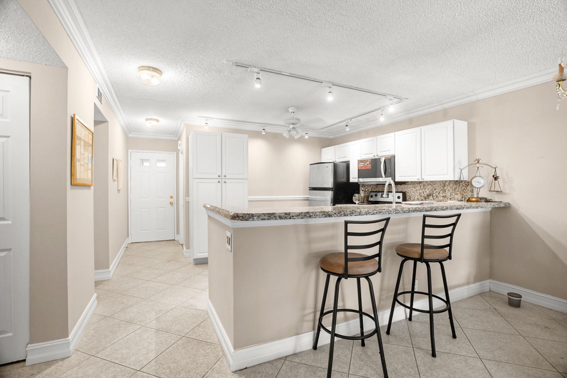 18900 Stewart Circle, Unit 7, Boca Raton, FL 33496 Photo