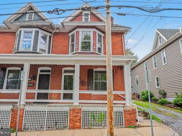 122 S CEDAR STREET, LITITZ, PA 17543