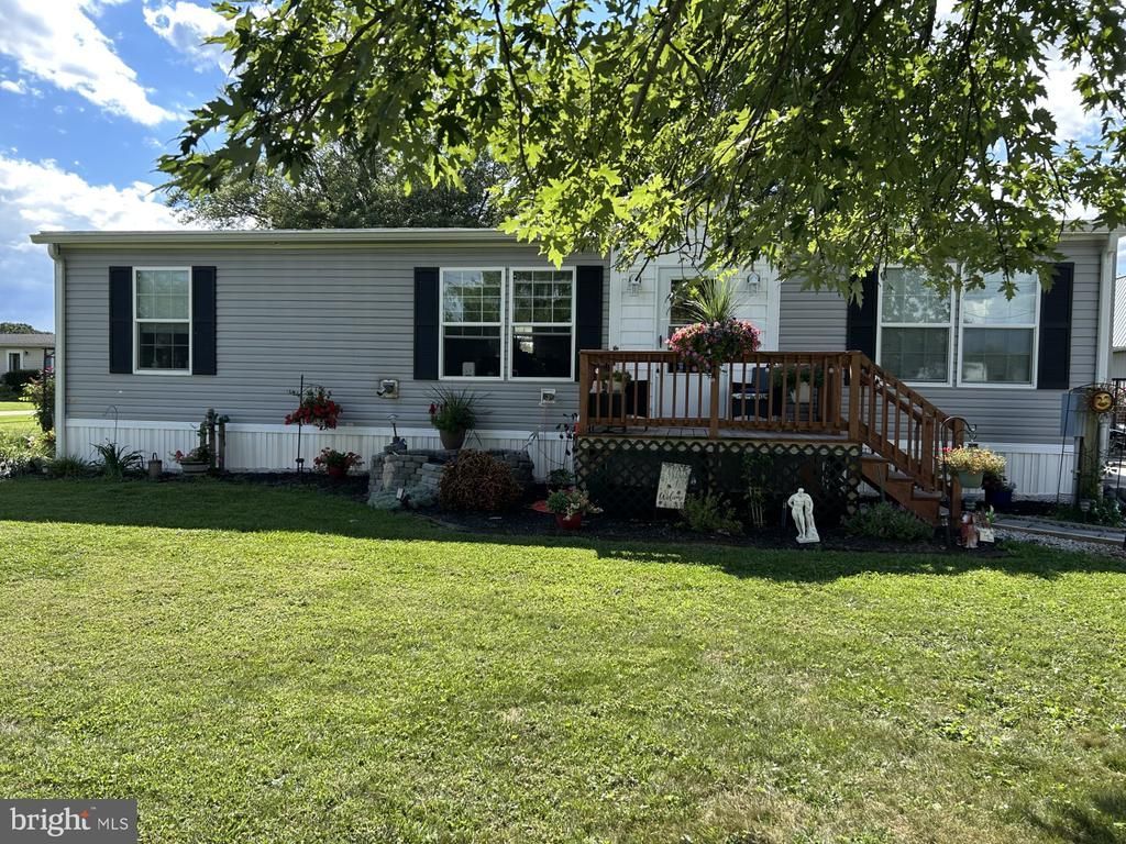 36 PINE ROAD, ABBOTTSTOWN, PA 17301