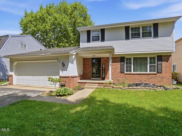 6118 Boothbay Drive, Toledo, OH 43615