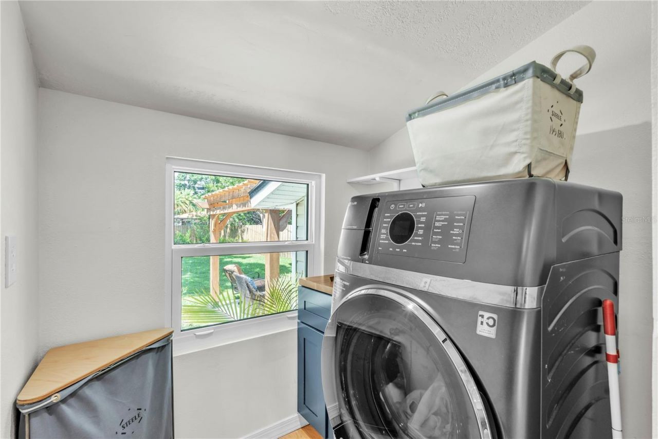 735 40th Avenue N, Saint Petersburg, FL 33703 Photo