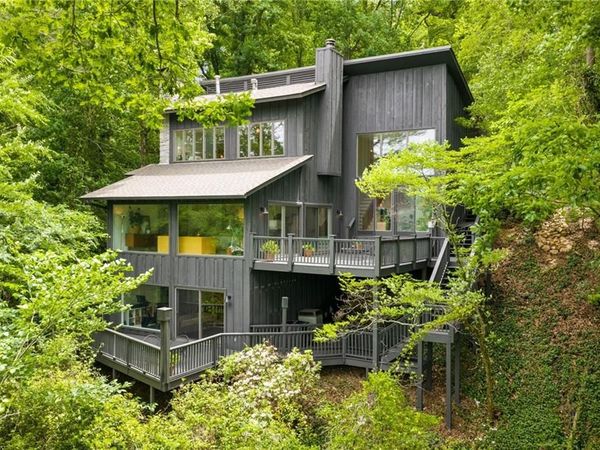 225 River North Drive, Atlanta, GA 30328
