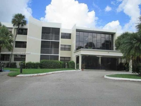 491 Racquet Club Rd , Unit 312, Weston, FL 33326