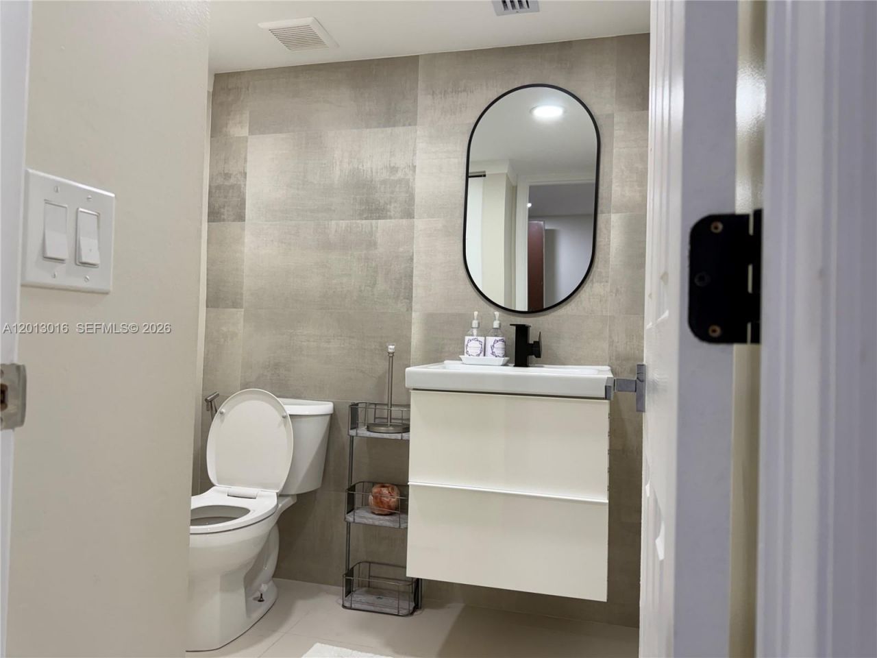 491 Racquet Club Rd , Unit 312, Weston, FL 33326 Photo