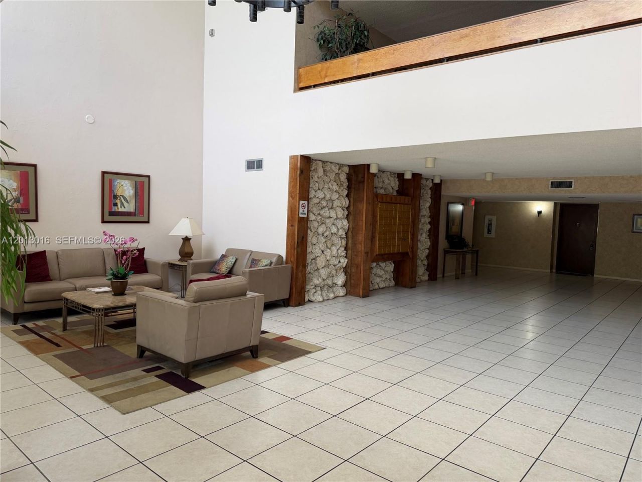 491 Racquet Club Rd , Unit 312, Weston, FL 33326 Photo
