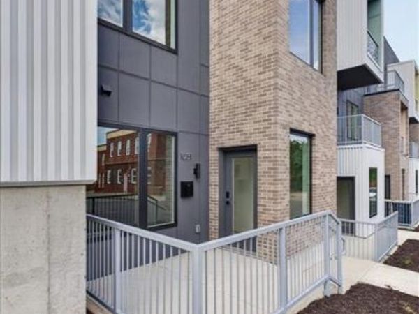 1031 Pacific Street, Kansas City, MO 64106