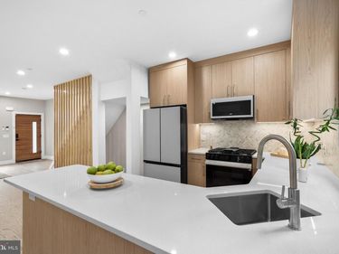 1032 S RANDOLPH STREET, PHILADELPHIA, PA 19147