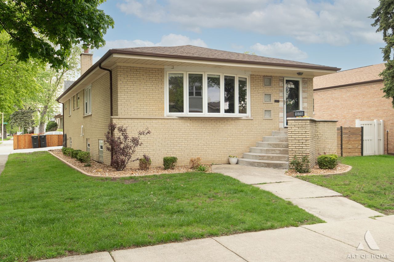 10715 S Lawndale Avenue, Chicago, IL 60655 Main Photo