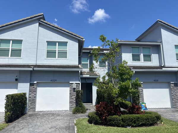 4329 Veleiros Avenue, Deerfield Beach, FL 33064