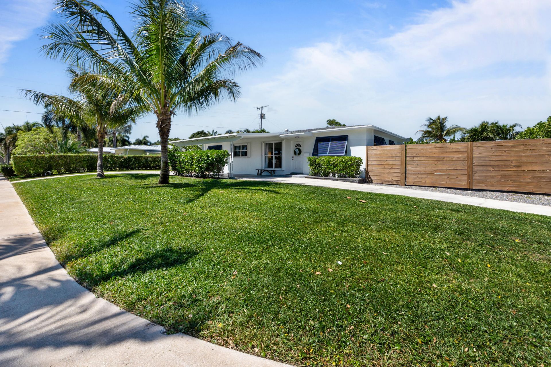 549 Fairwind Drive, North Palm Beach, FL 33408 Photo
