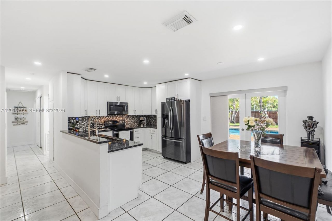 630 NE 23rd Ct , Pompano Beach, FL 33064 Photo