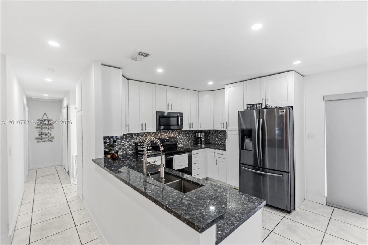 630 NE 23rd Ct , Pompano Beach, FL 33064 Photo