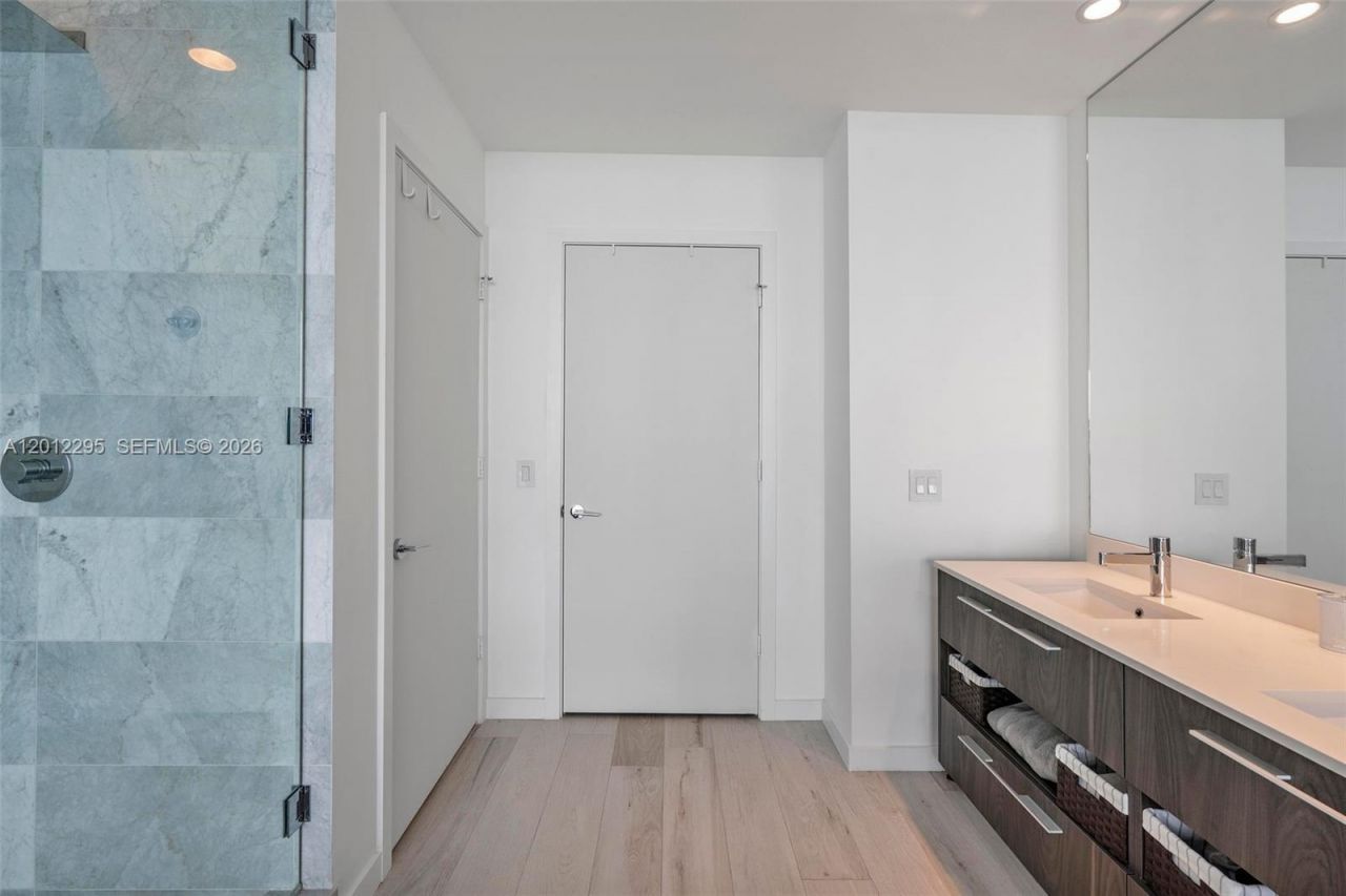 480 NE 31st St , Unit 3306, Miami, FL 33137 Photo
