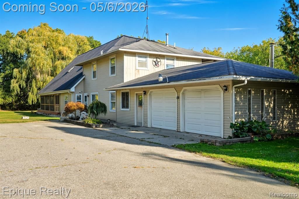 8150 Runyan Lake Road , Fenton, MI 48430 Main Photo