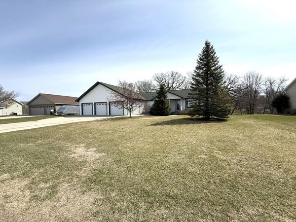 409 Pelican River Road, Detroit Lakes, MN 56501