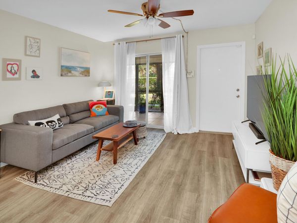 6392 Chasewood Drive, Unit D, Jupiter, FL 33458