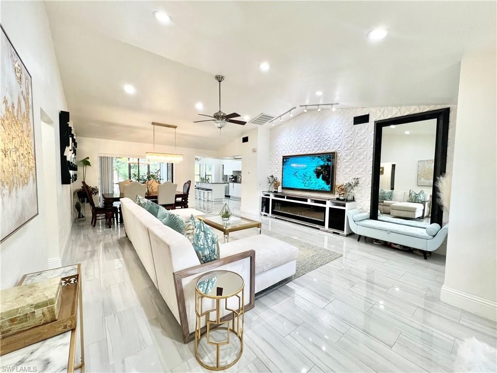2499 River Reach Dr, Naples, FL 34104 Photo