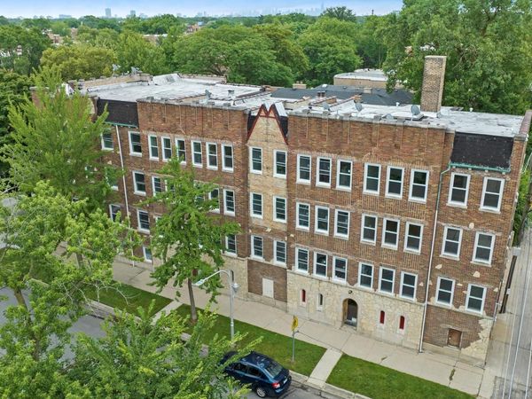 6254 N Whipple Street , Unit 1, Chicago, IL 60659