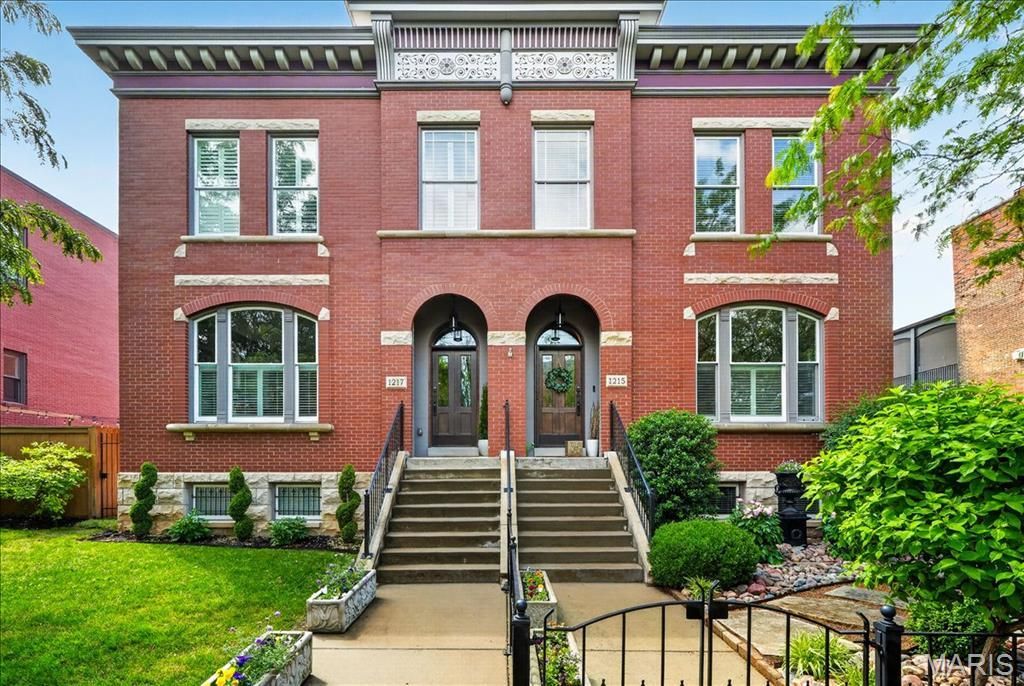 1217 Dolman Street , Saint Louis, MO 63104 Main Photo