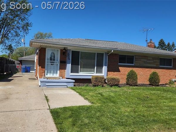 25543 LORETTA Avenue, Warren, MI 48091