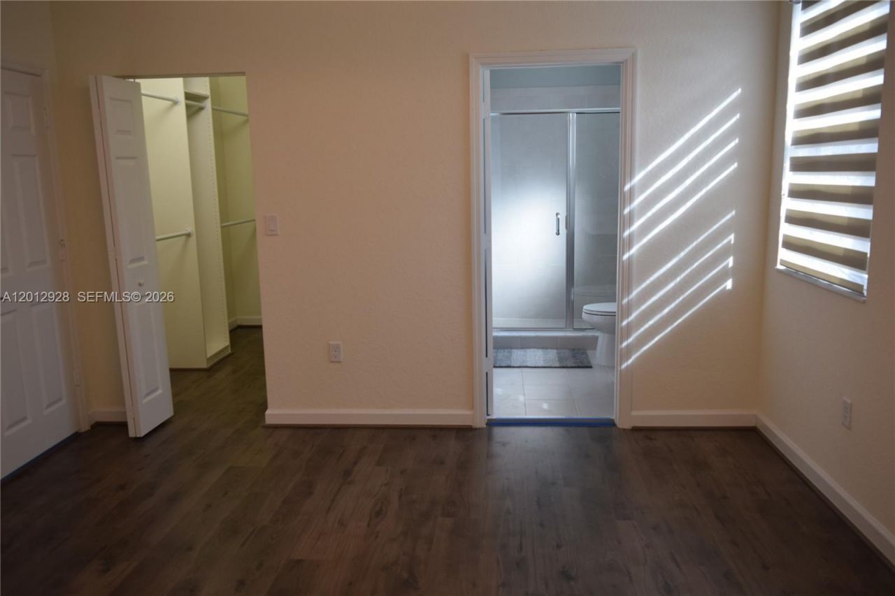 3384 W 100th Ter, Unit 3384, Hialeah, FL 33018 Photo