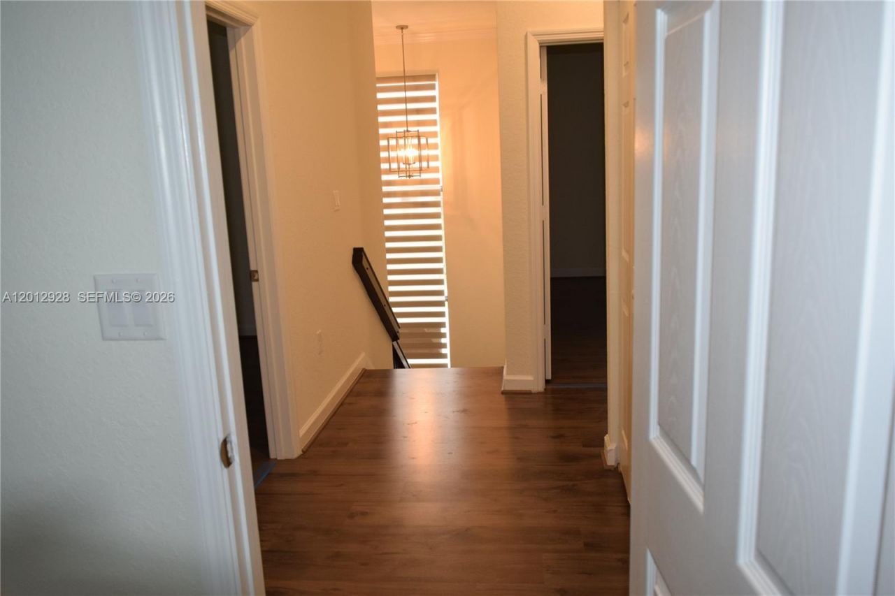 3384 W 100th Ter, Unit 3384, Hialeah, FL 33018 Photo