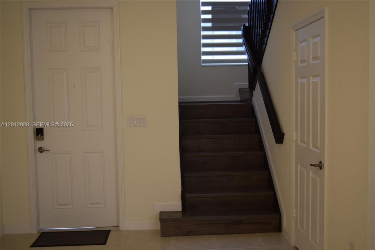 3384 W 100th Ter, Unit 3384, Hialeah, FL 33018 Photo