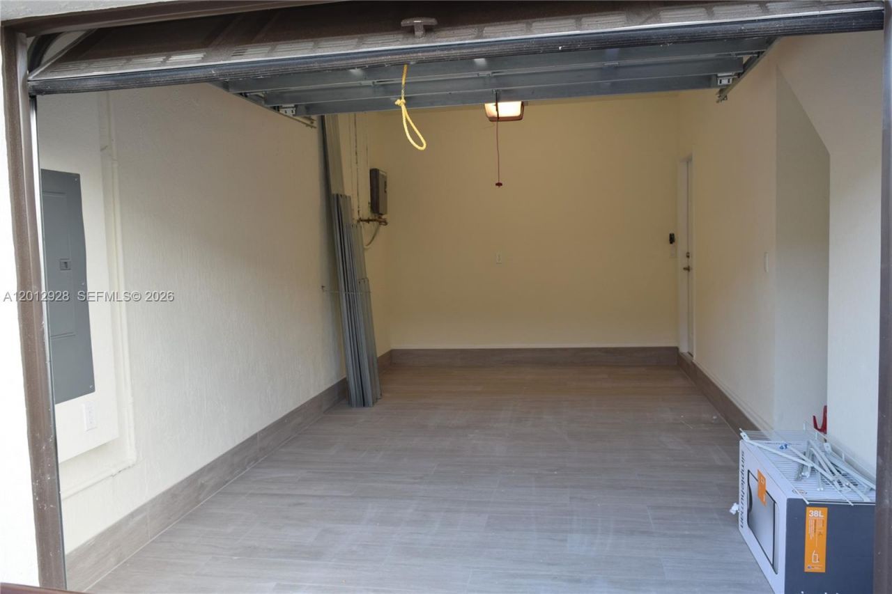 3384 W 100th Ter, Unit 3384, Hialeah, FL 33018 Photo