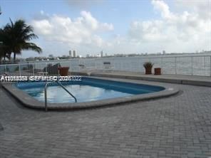 2016 Bay Dr, Unit 407, Miami Beach, FL 33141 Photo