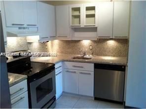 2016 Bay Dr, Unit 407, Miami Beach, FL 33141 Photo