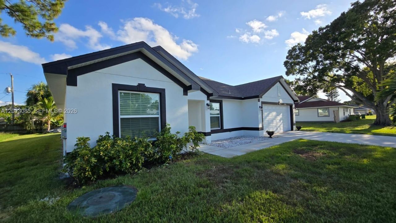 2650 SE Caladium Ave, Port Saint Lucie, FL 34952 Photo