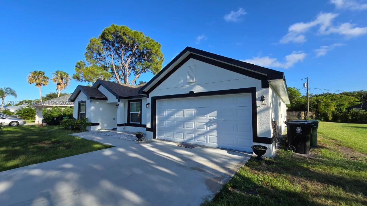 2650 SE Caladium Ave, Port Saint Lucie, FL 34952 Photo