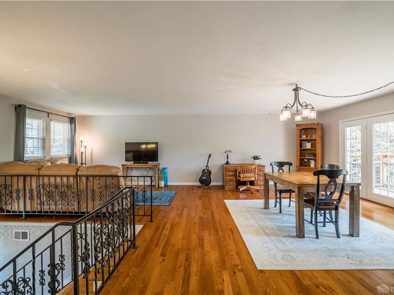 407 Thelma Avenue, Clayton, OH 45415 Photo 7