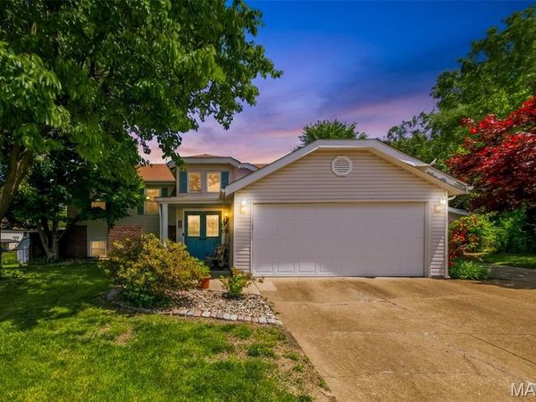 2425 Farnham Court, Florissant, MO 63033