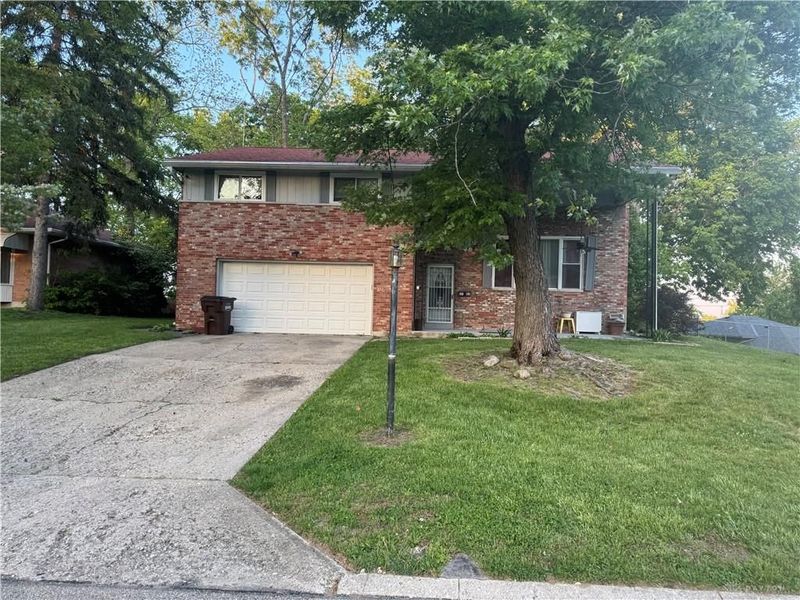 5562 Maefel Lane, Harrison Township, OH 45415 Photo 1