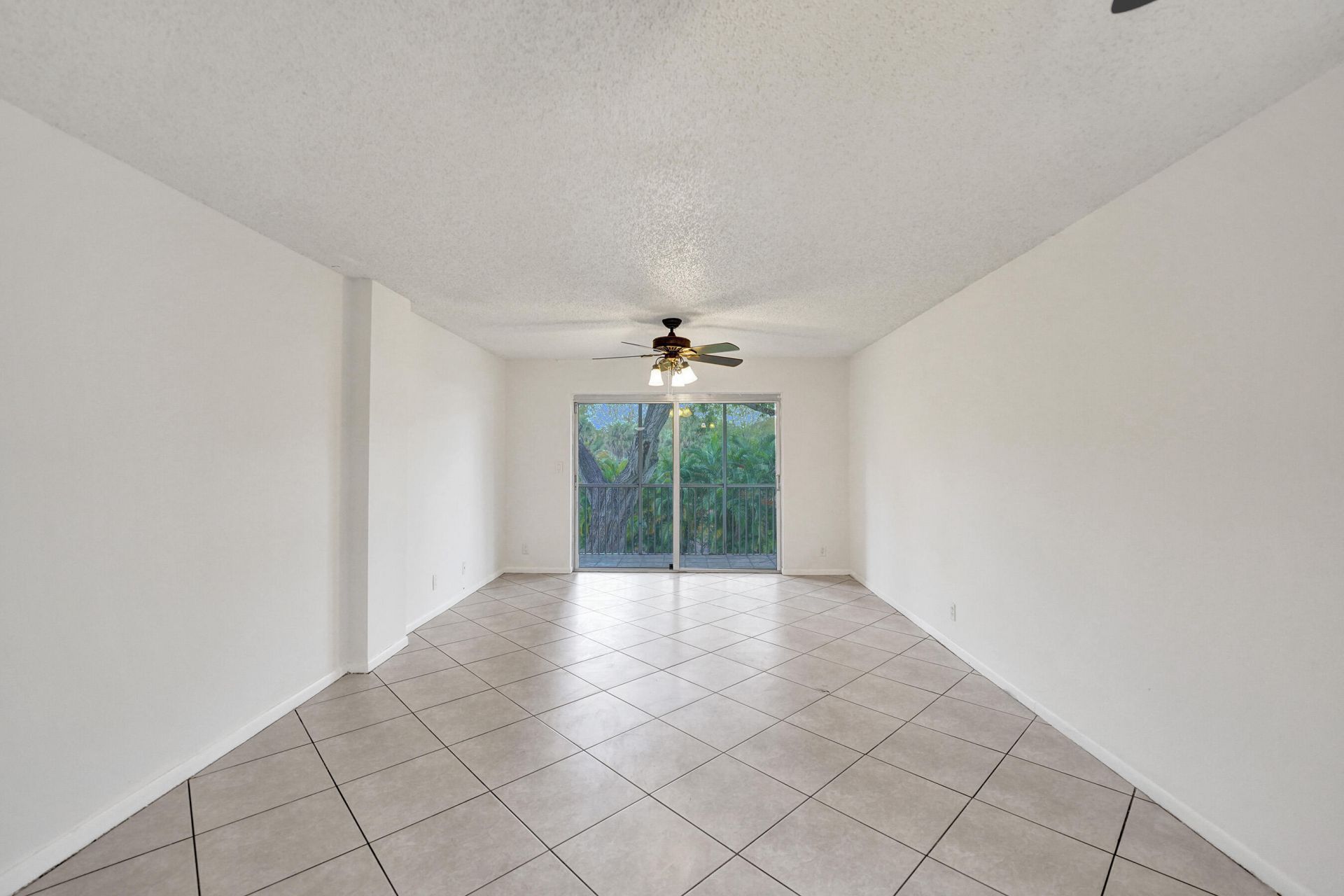 1100 NW 87th Avenue, Unit 208, Coral Springs, FL 33071 Photo