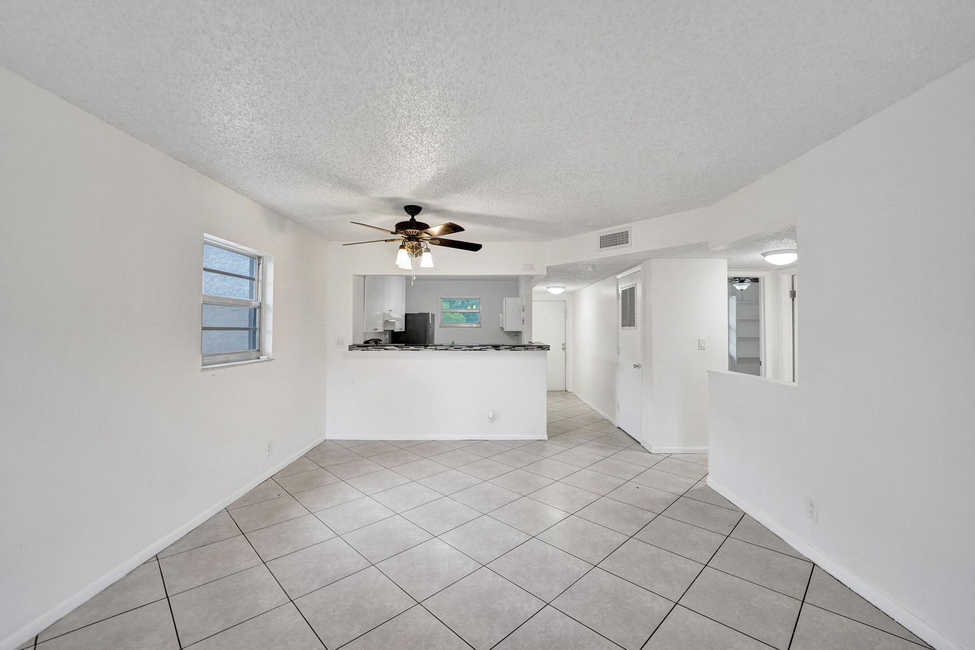 1100 NW 87th Avenue, Unit 208, Coral Springs, FL 33071 Photo