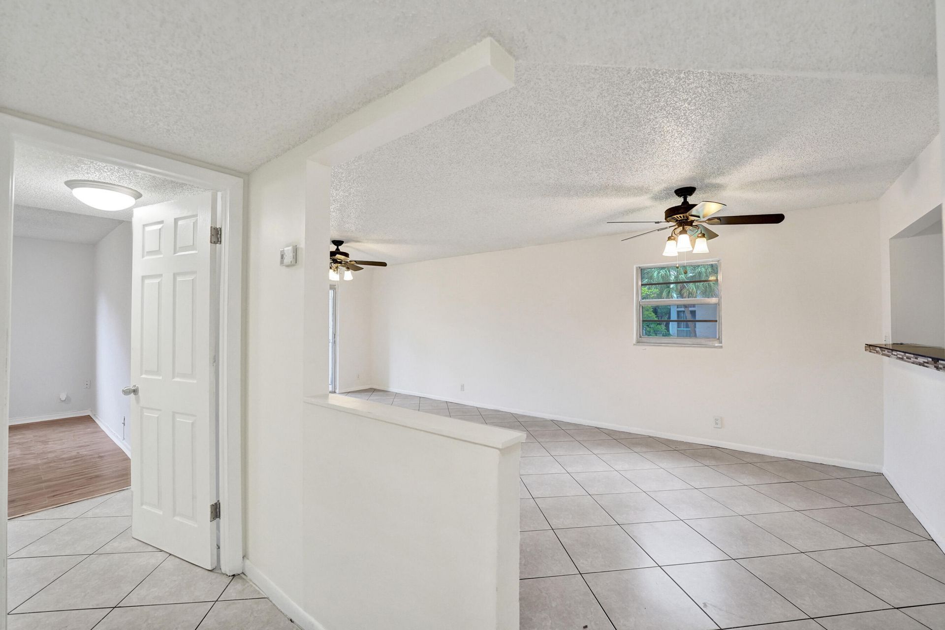 1100 NW 87th Avenue, Unit 208, Coral Springs, FL 33071 Photo